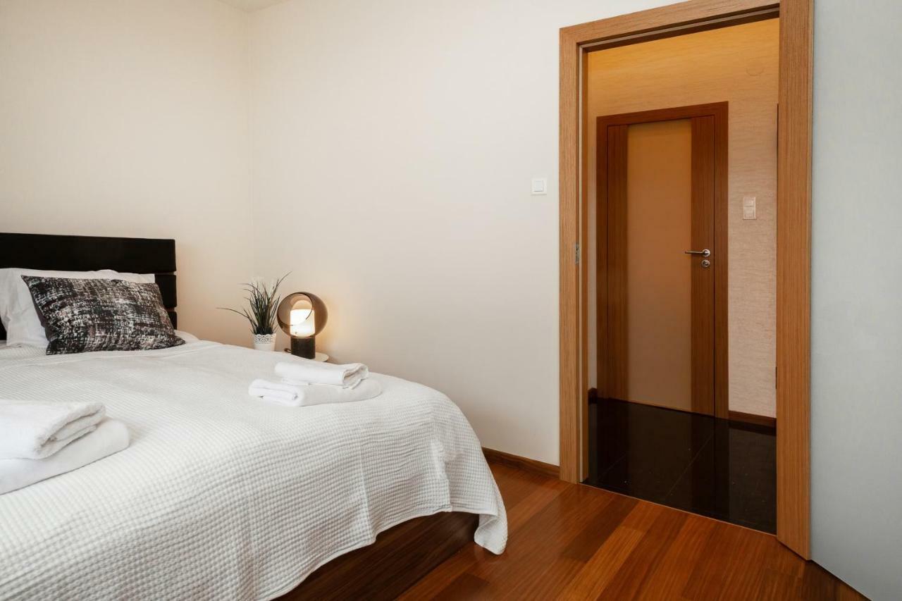 Warsaw Promenada Family Apartment By Noclegi Renters ภายนอก รูปภาพ